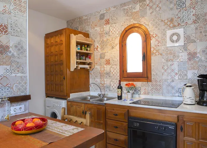 Shangrila-3 By Interhome